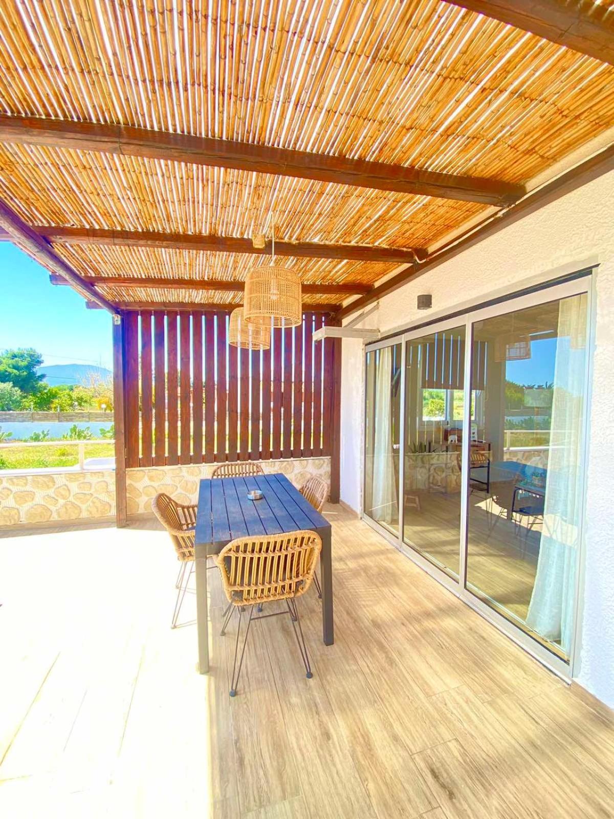 Boho Natural Beachfront Detached House Analipsis  Ngoại thất bức ảnh