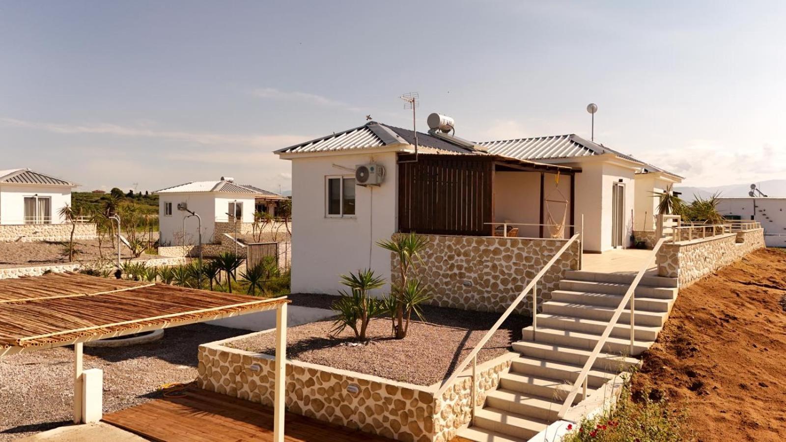 Boho Natural Beachfront Detached House Analipsis  Ngoại thất bức ảnh